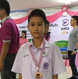 รางวัลการแข่งขัน หุ่นยนต์บังคับมือ