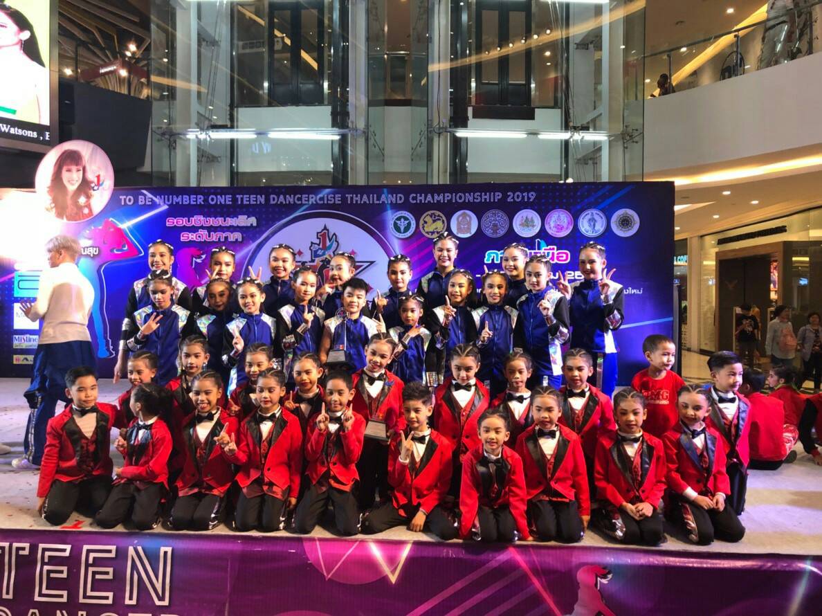 ขอแสดงความยินดีกับนักเรียนคนเก่ง