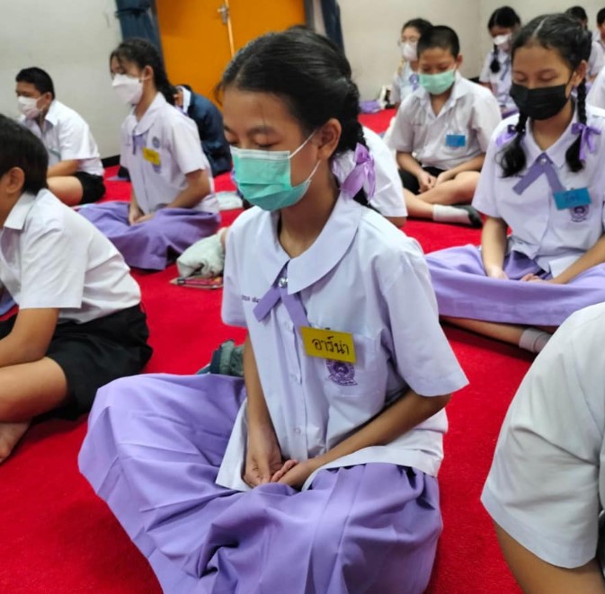 โครงการเด็กยุคใหม่ใส่ใจมารยาท